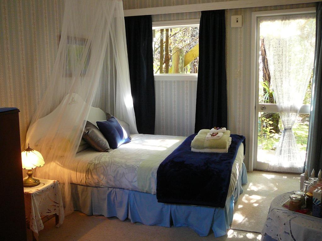 Mount Tutu Eco-Sanctuary Bed & Breakfast Ohauiti Rom bilde